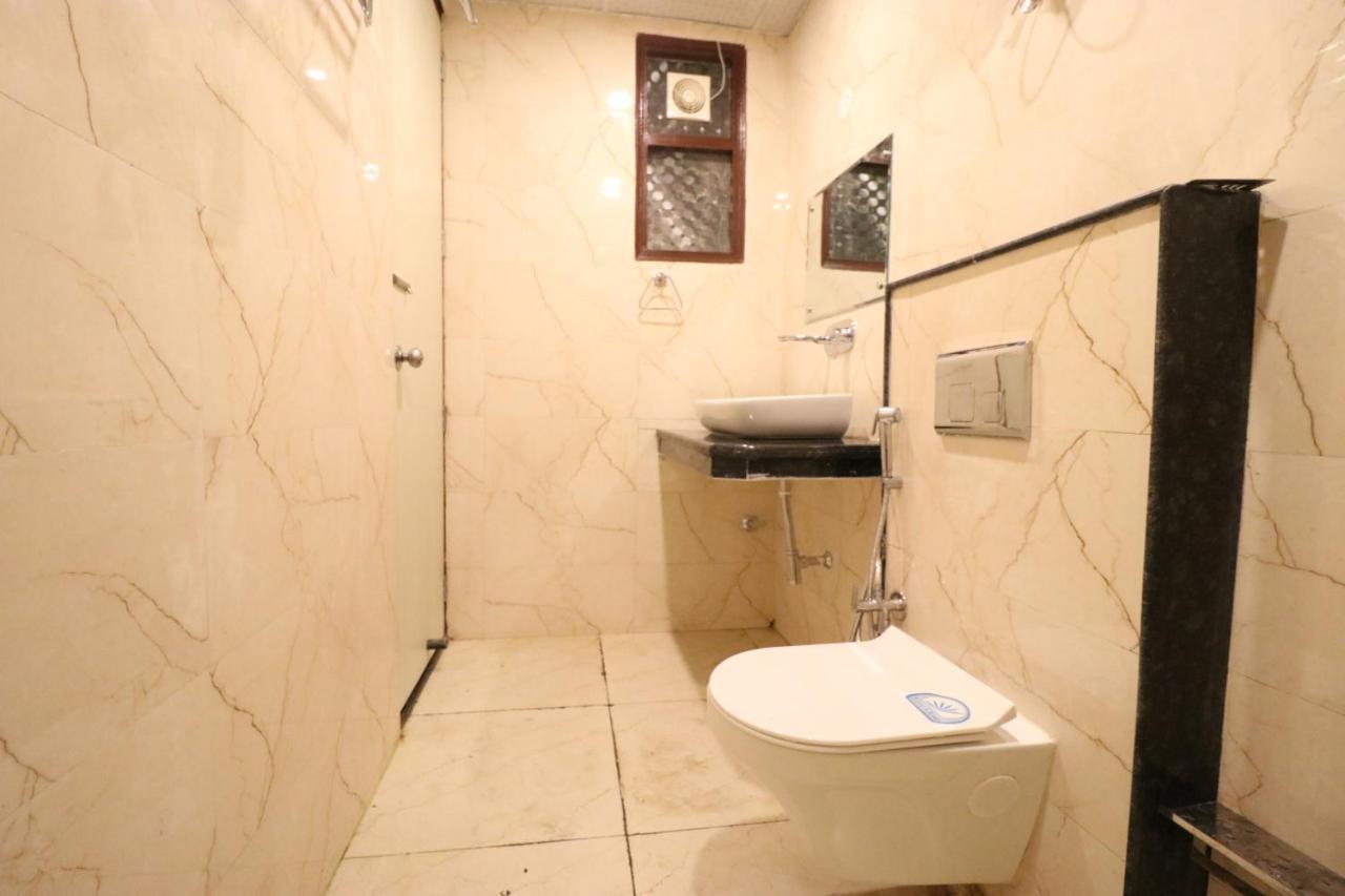 Family Hotel Tark Near Igi Airport Delhi New Delhi Eksteriør bilde