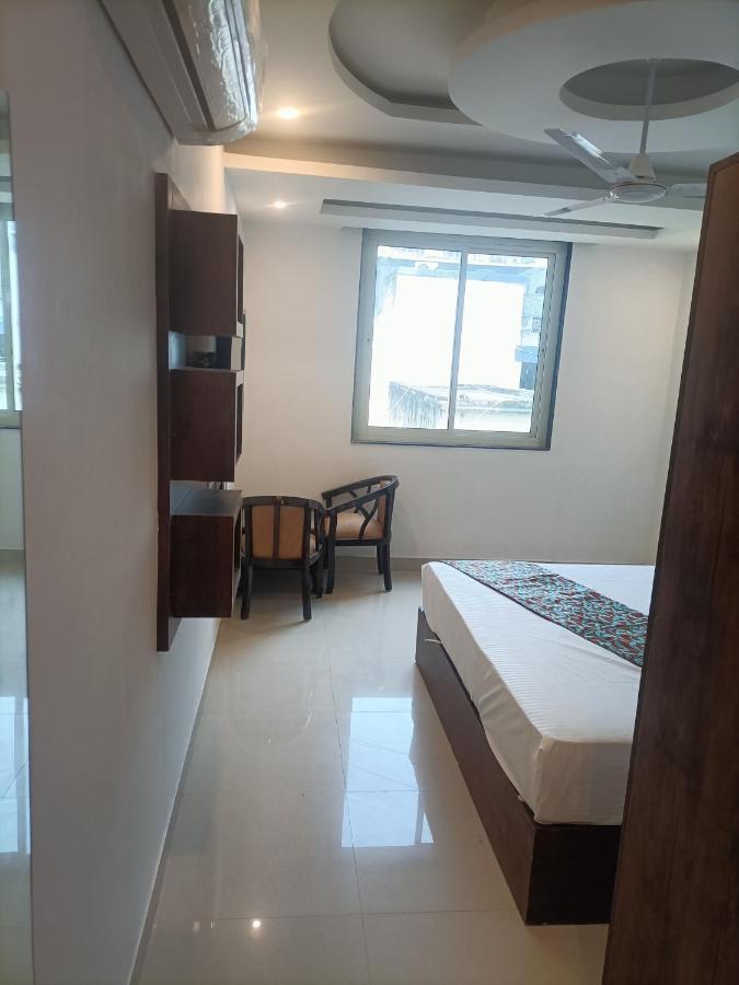 Family Hotel Tark Near Igi Airport Delhi New Delhi Eksteriør bilde